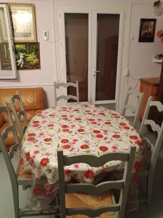 Maison Complete Montluçon Eksteriør billede